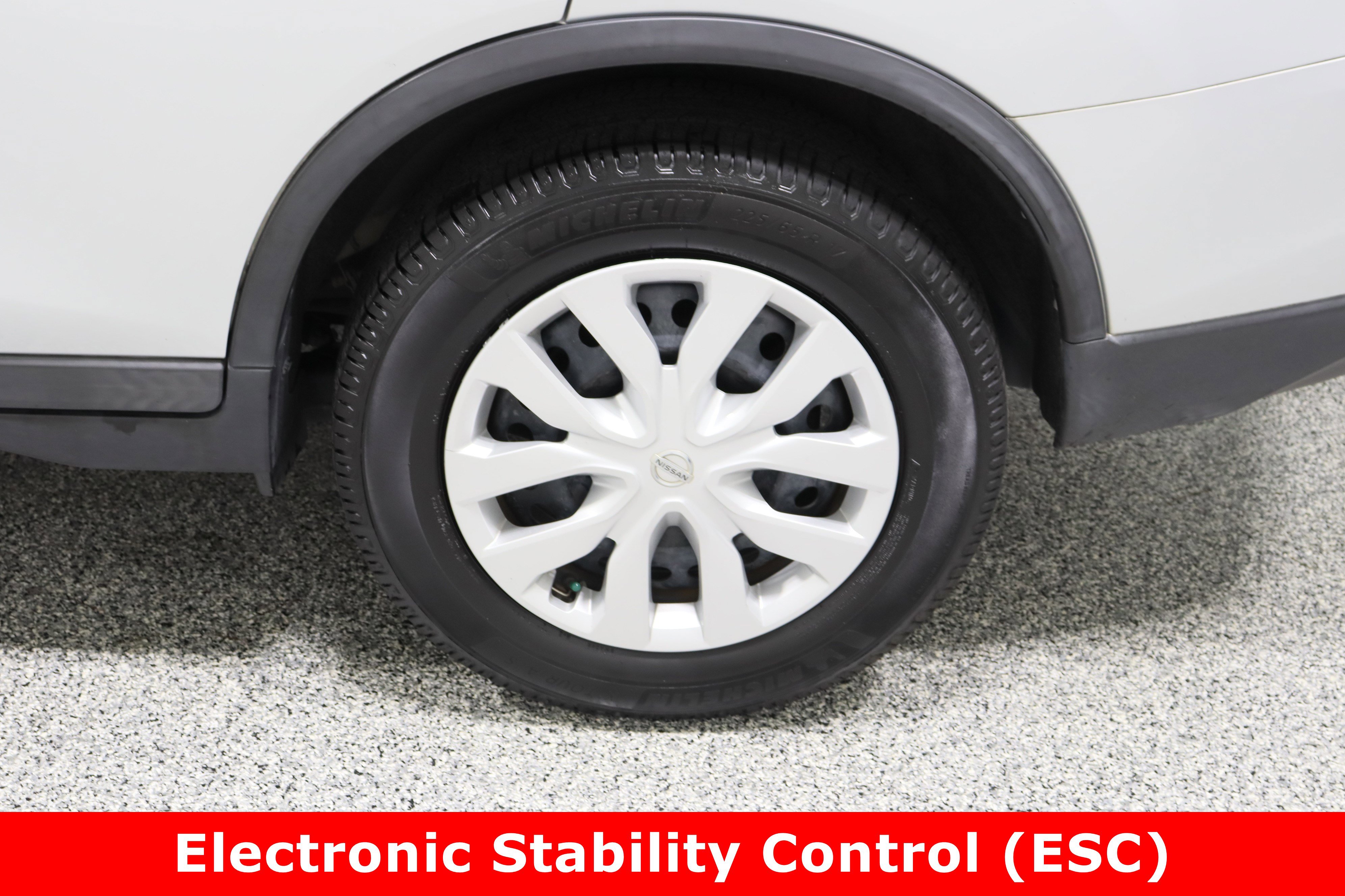 Used 2016 Nissan Rogue S image 10