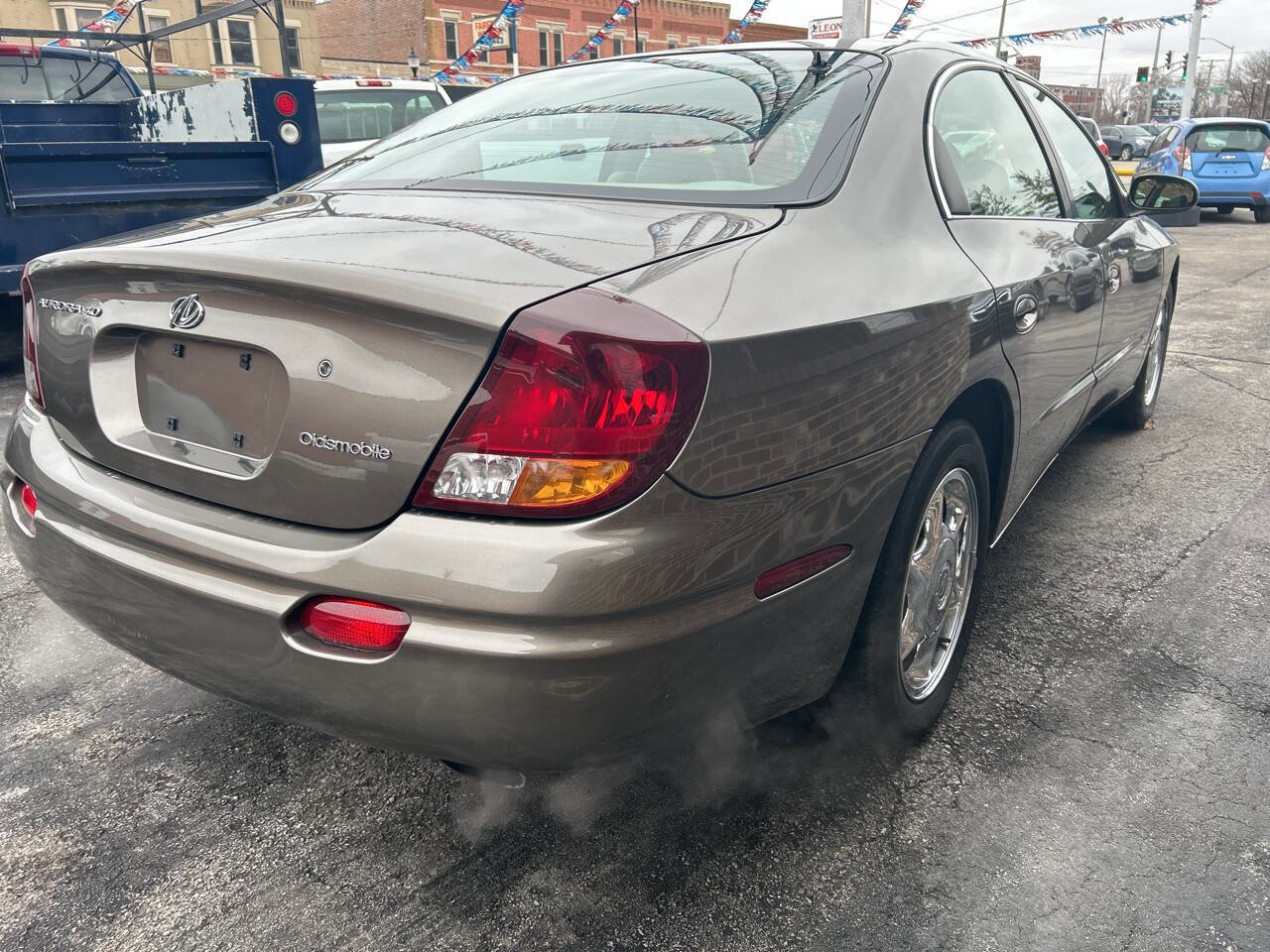 Used 2001 Oldsmobile Aurora 4.0 image 4
