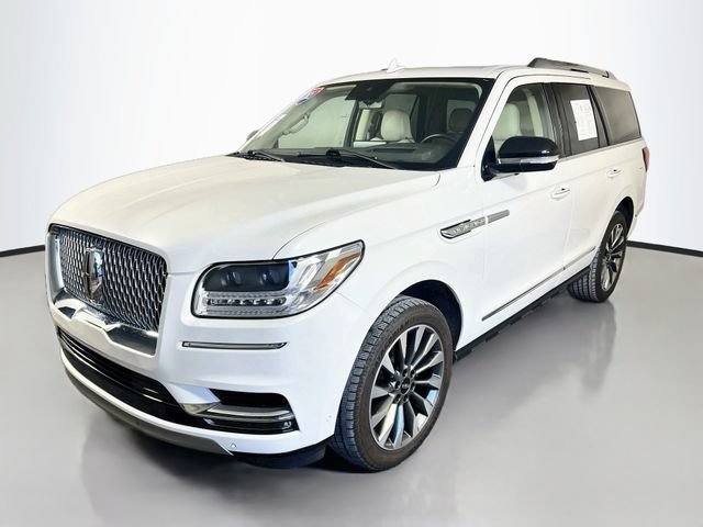 Used 2021 Lincoln Navigator Reserve w/ Luxury Package RWD image 4