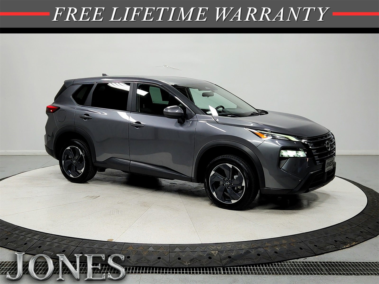 Used 2024 Nissan Rogue SV