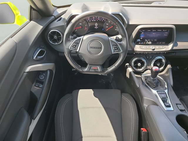 Used 2021 Chevrolet Camaro SS RWD image 8