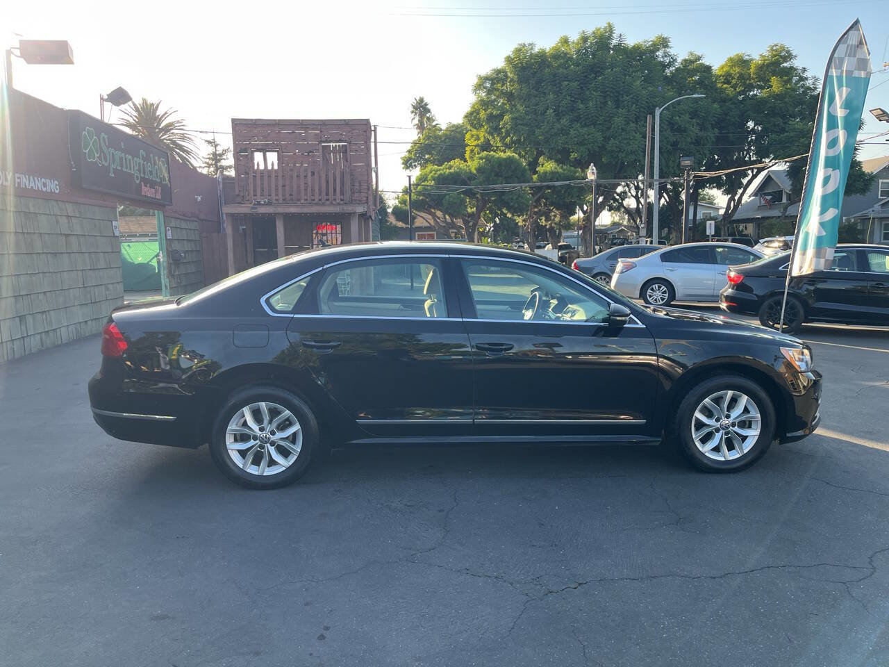 Used 2016 Volkswagen Passat 1.8T S image 4