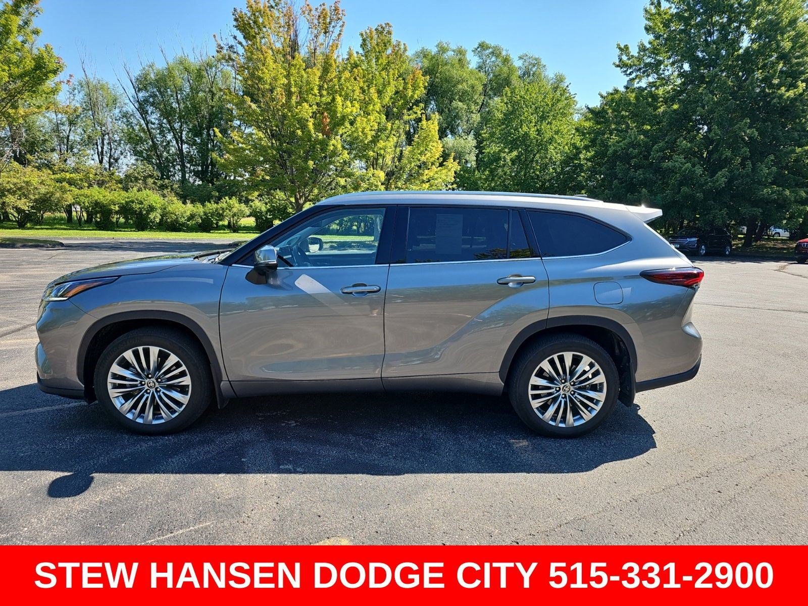 Used 2025 Toyota Highlander Platinum