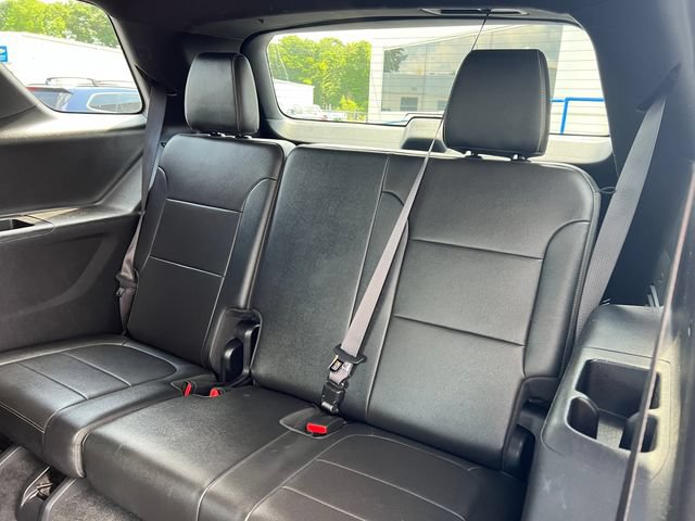 Used 2023 Chevrolet Traverse Premier w/ Redline Edition AWD/4WD image 6