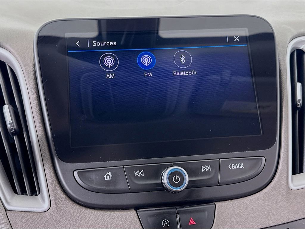 Used 2021 Chevrolet Malibu LS FWD image 27