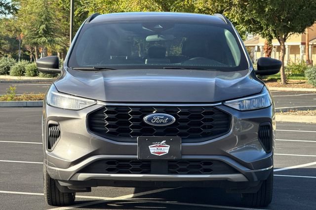 Used 2023 Ford Escape ST-Line image 11