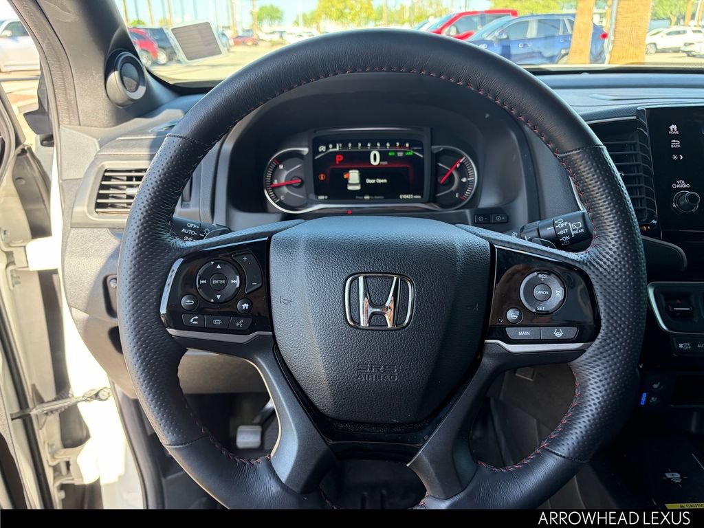 Used 2025 Honda Passport Black Edition image 16