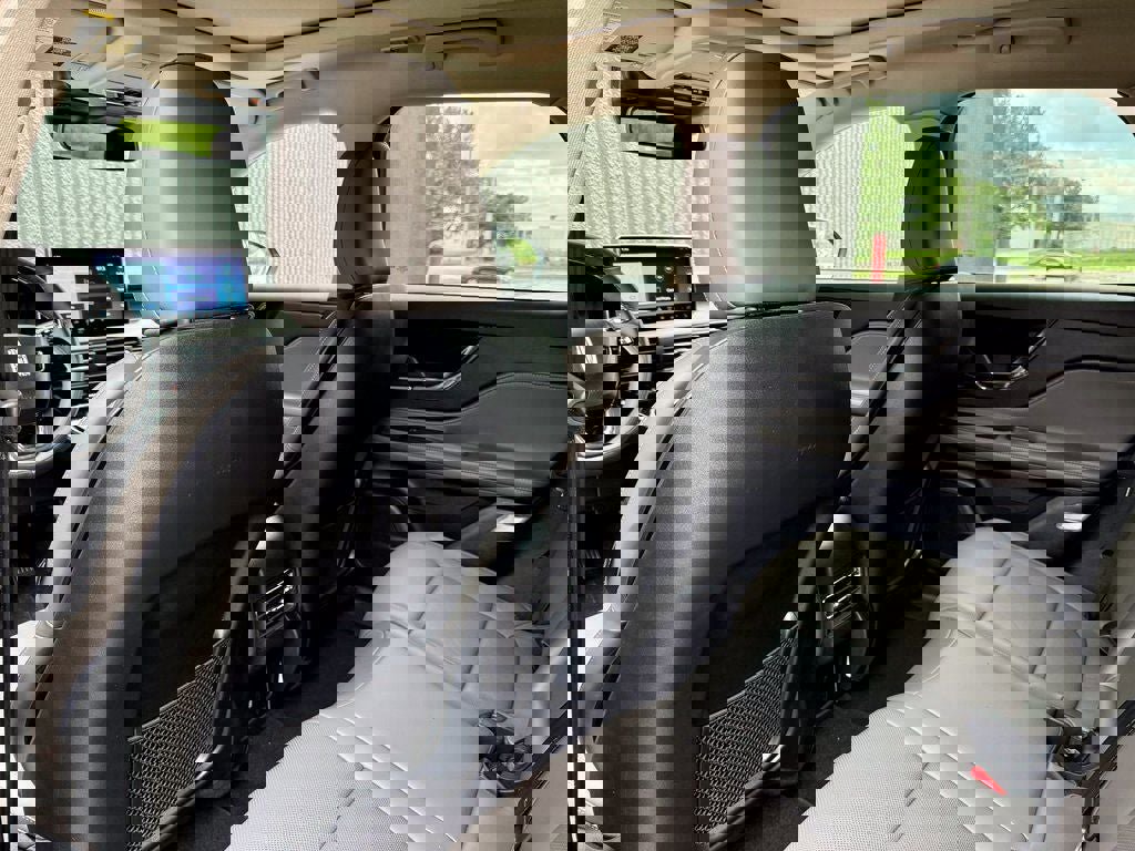 New 2025 Lincoln Corsair Grand Touring image 12