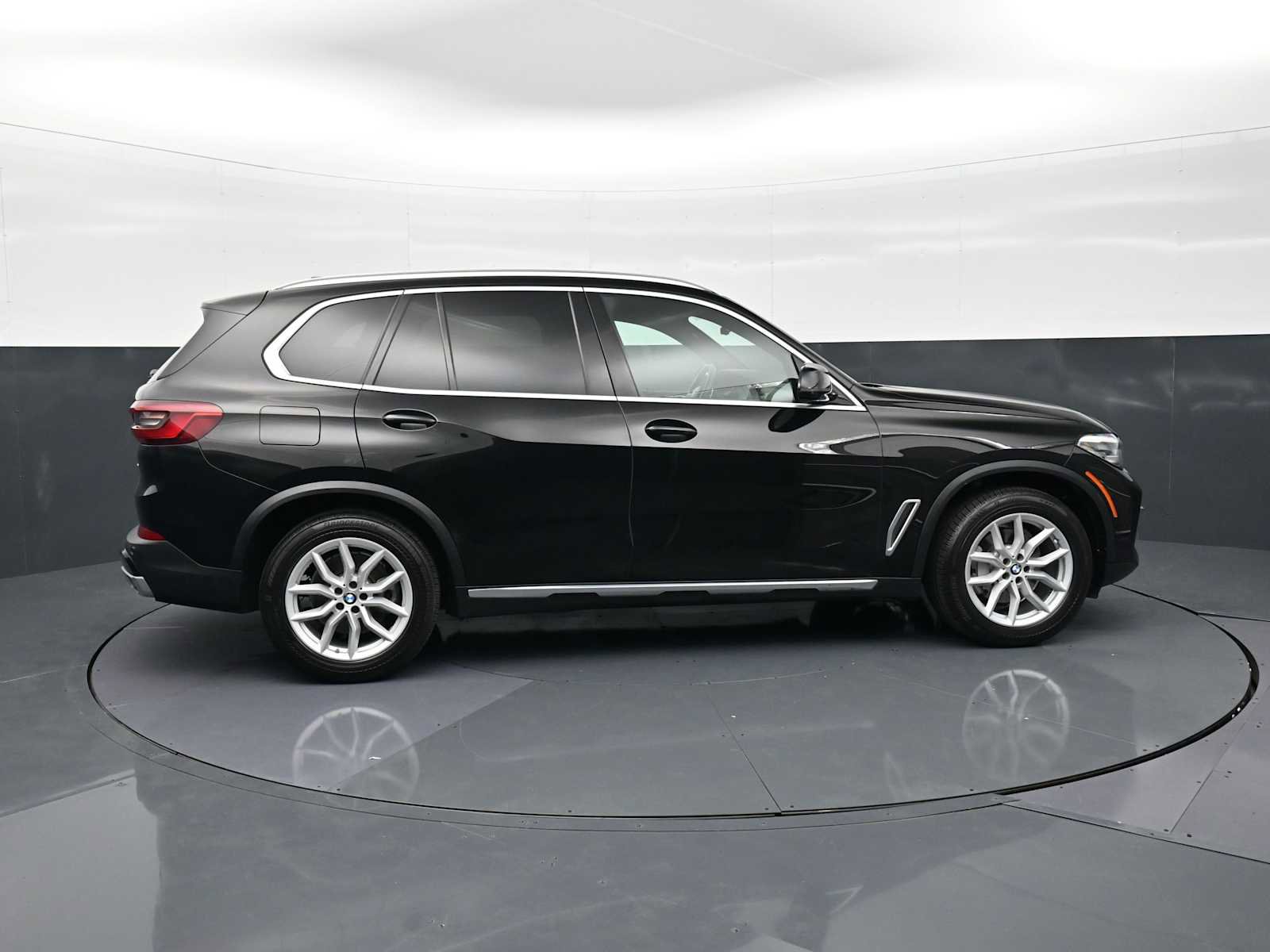 Used 2020 BMW X5 sDrive40i w/ Convenience Package RWD image 4