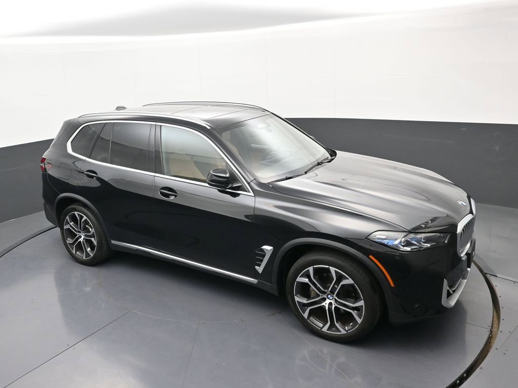 Used 2024 BMW X5 xDrive40i w/ Premium Package AWD/4WD image 30