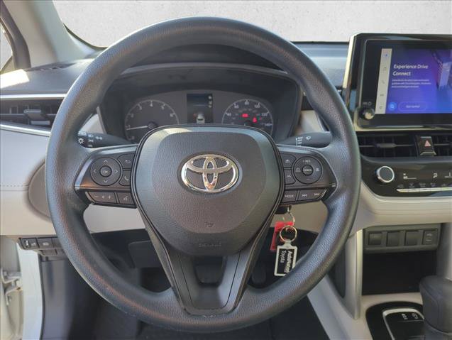 Certified 2023 Toyota Corolla Cross L FWD image 10