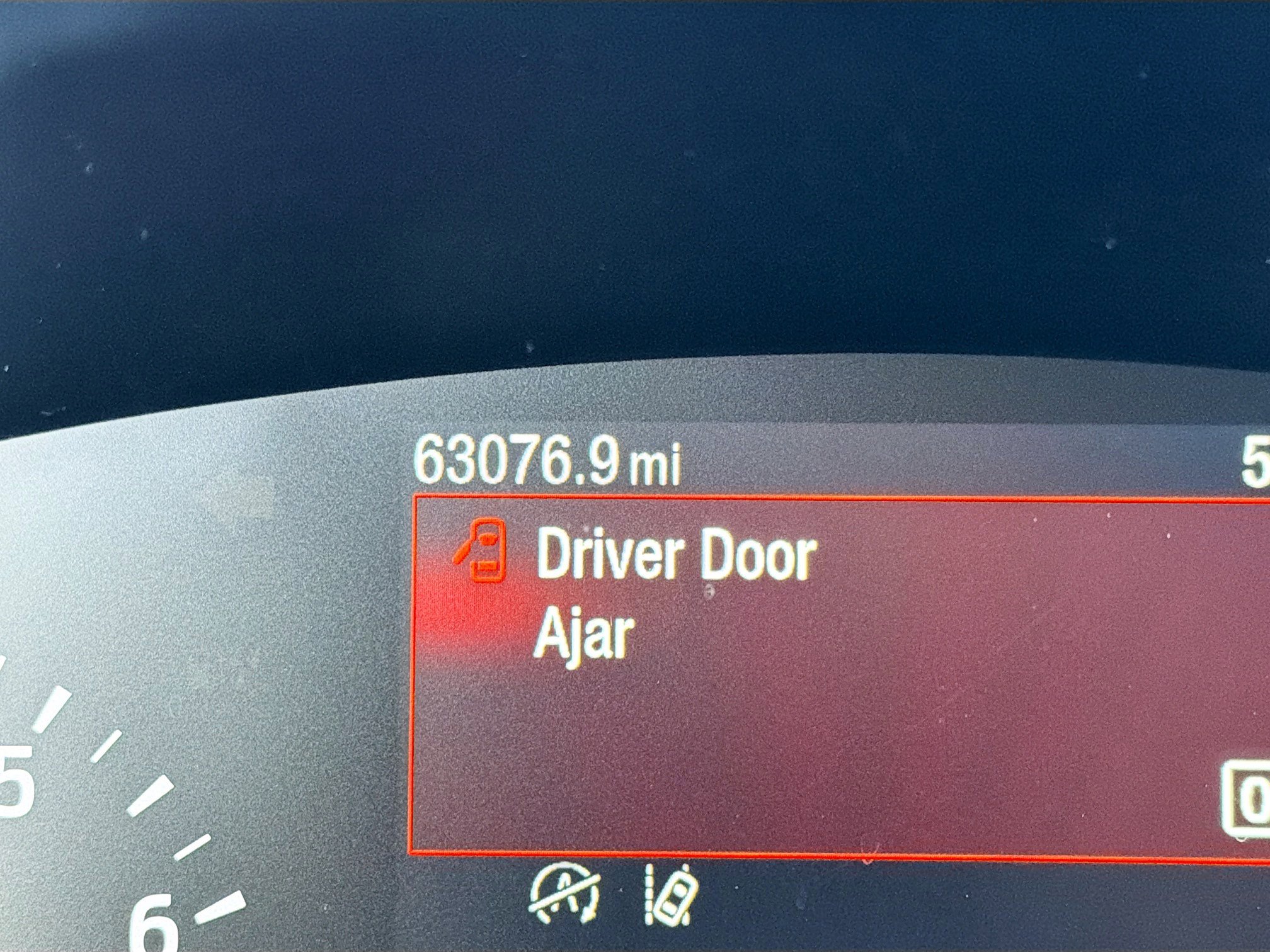 Used 2020 Ford Escape SE image 39