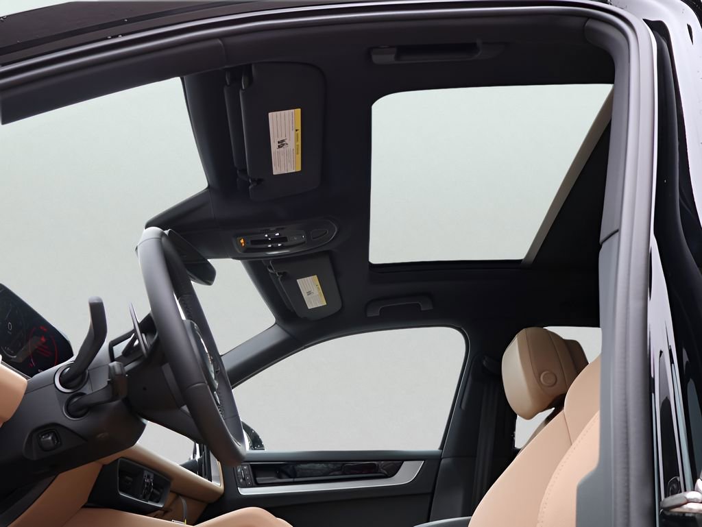New 2026 Porsche Cayenne AWD/4WD image 37