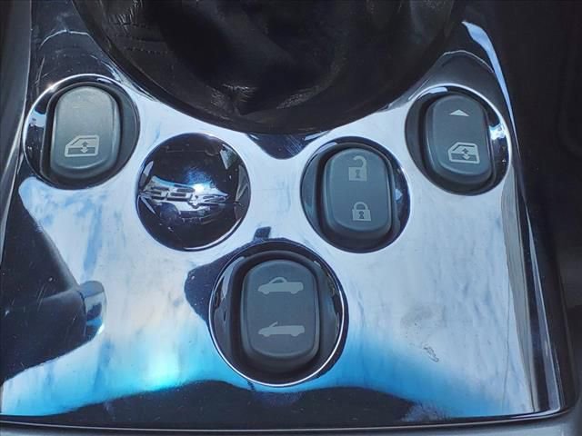 Used 2006 Chevrolet SSR w/ Preferred Equipment Group image 20