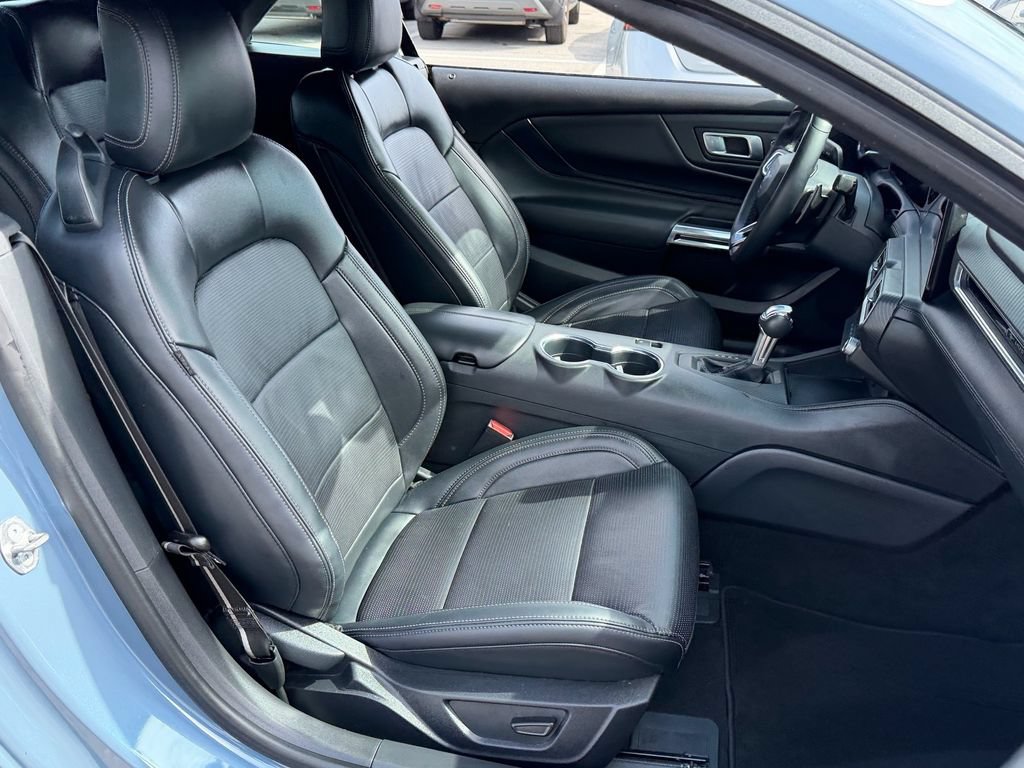 Used 2025 Ford Mustang GT Premium RWD image 16
