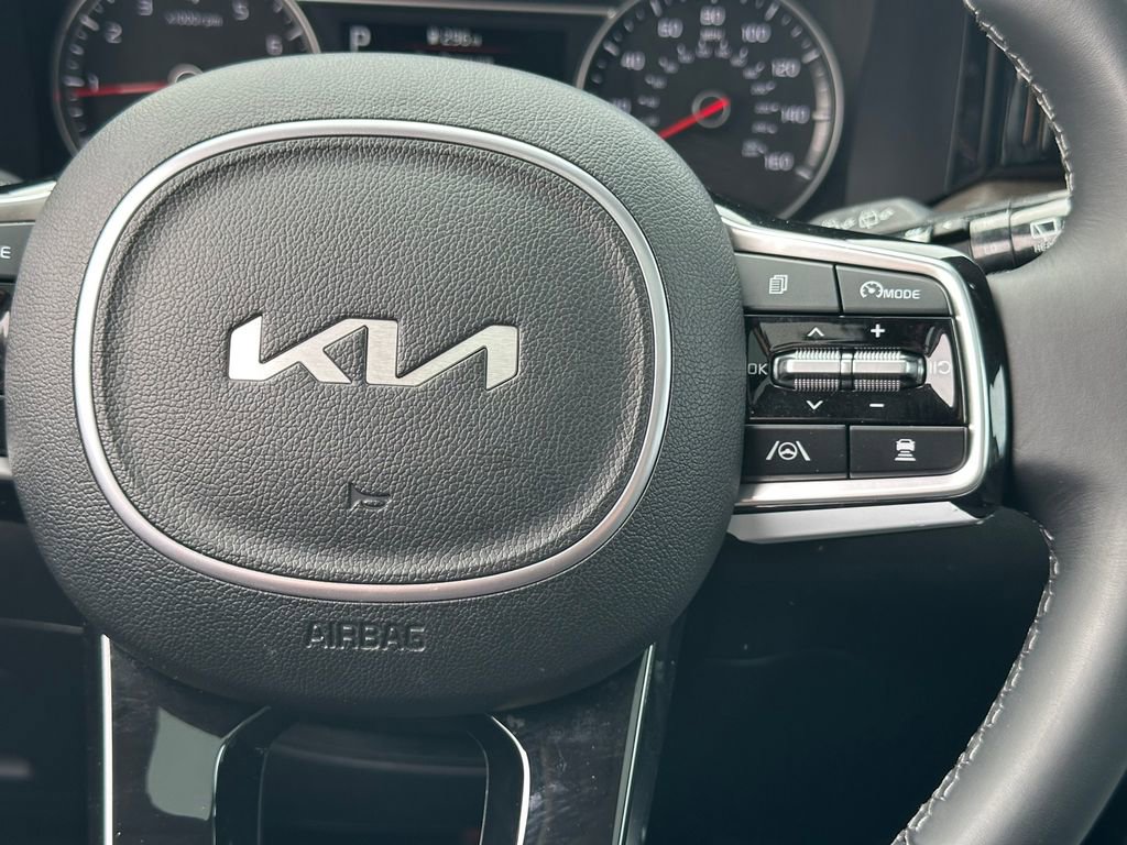 Used 2023 Kia Sorento X-Line EX image 23