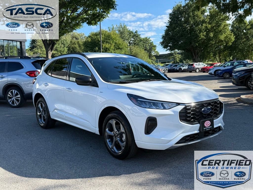 Used 2023 Ford Escape ST-Line w/ Tech Pack #1 AWD/4WD image 1