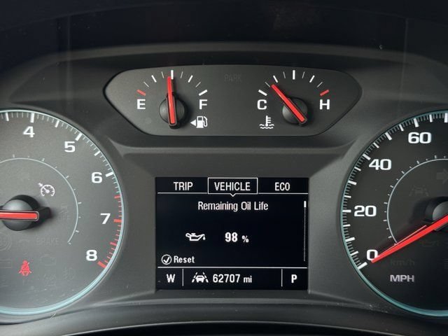 Used 2023 Chevrolet Traverse LS FWD image 15