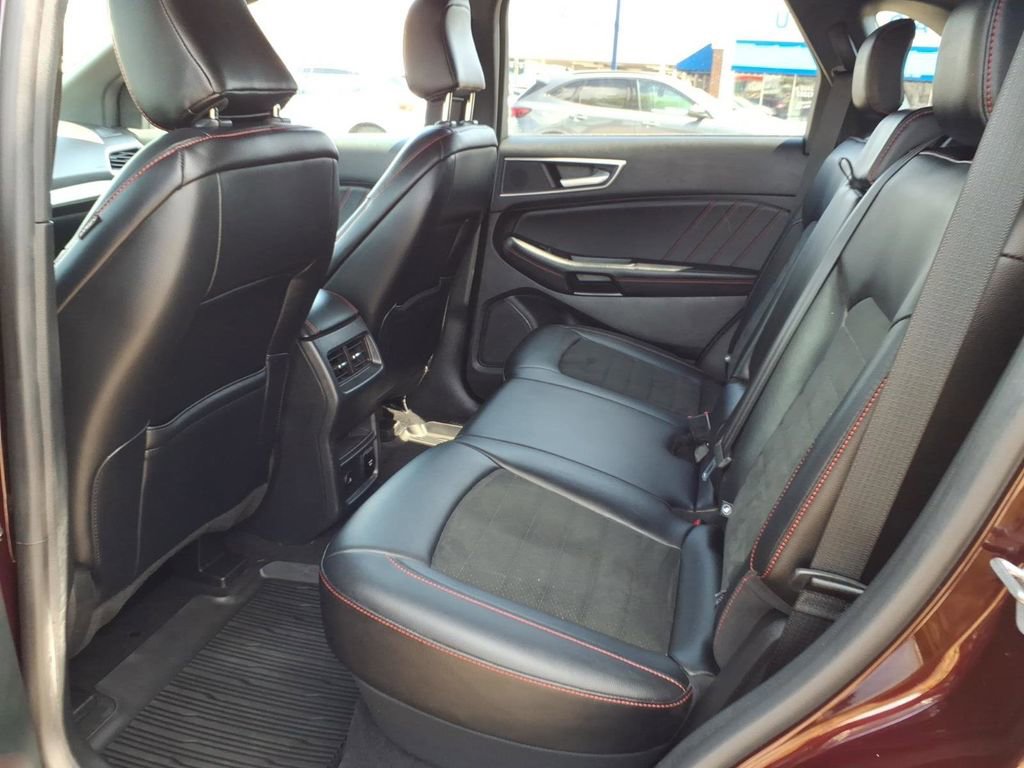 Certified 2023 Ford Edge ST-Line AWD/4WD image 11