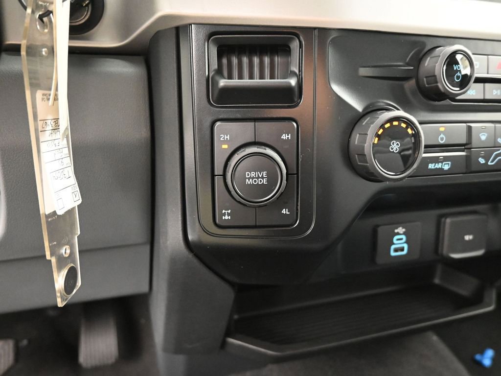 New 2026 Ford F350 XL image 34