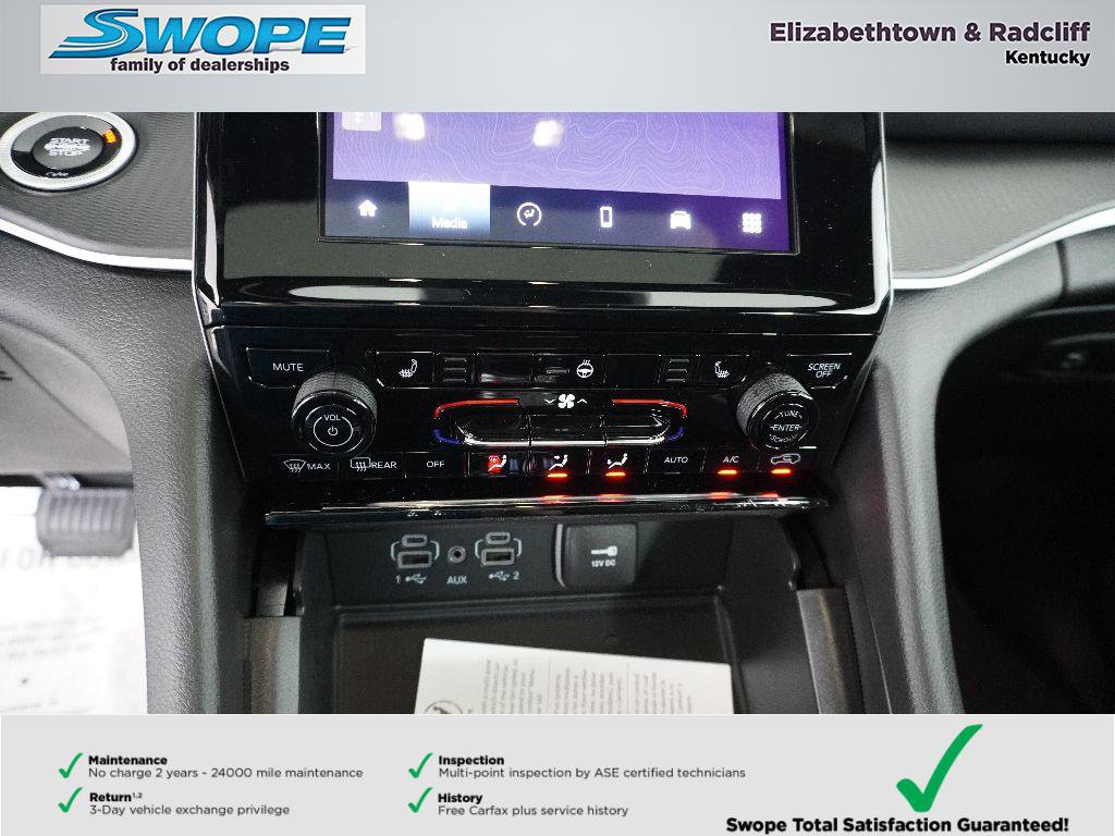 New 2025 Jeep Grand Cherokee L Altitude image 21