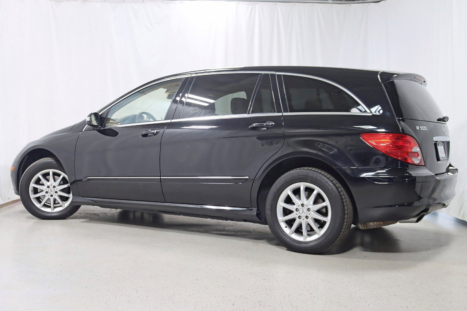 Used 2007 Mercedes-Benz R 500 4MATIC image 10
