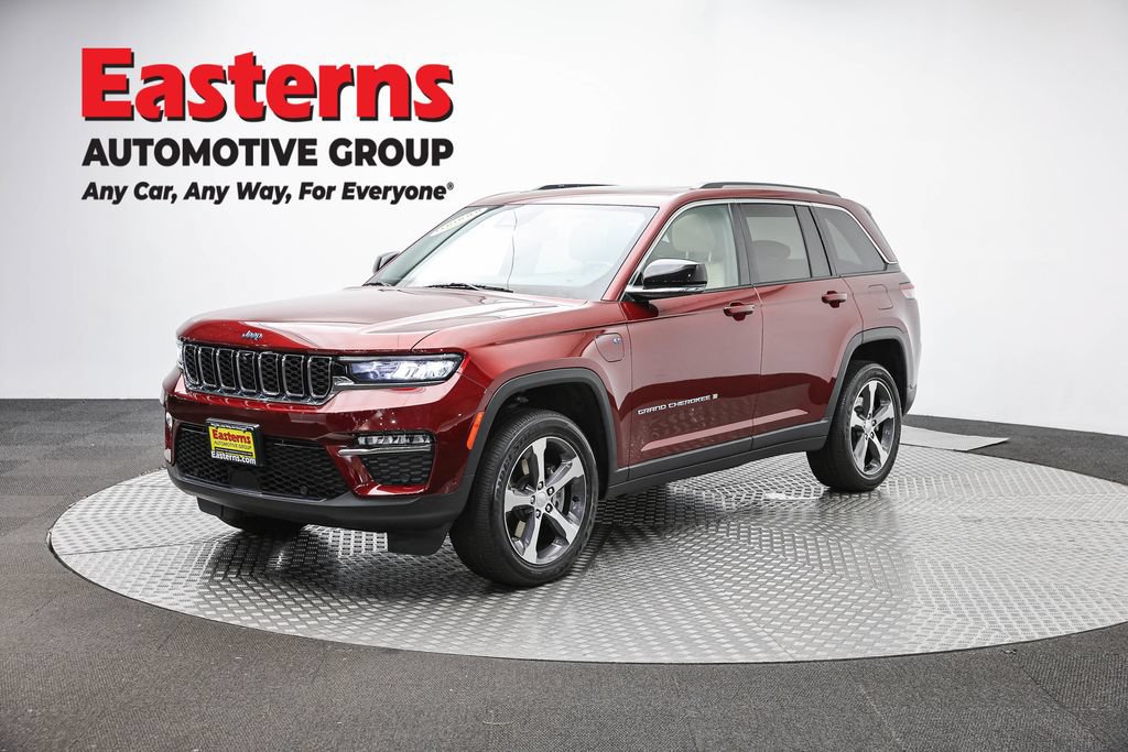 Used 2023 Jeep Grand Cherokee 4WD 4xe w/ Luxury Tech Group II image 1