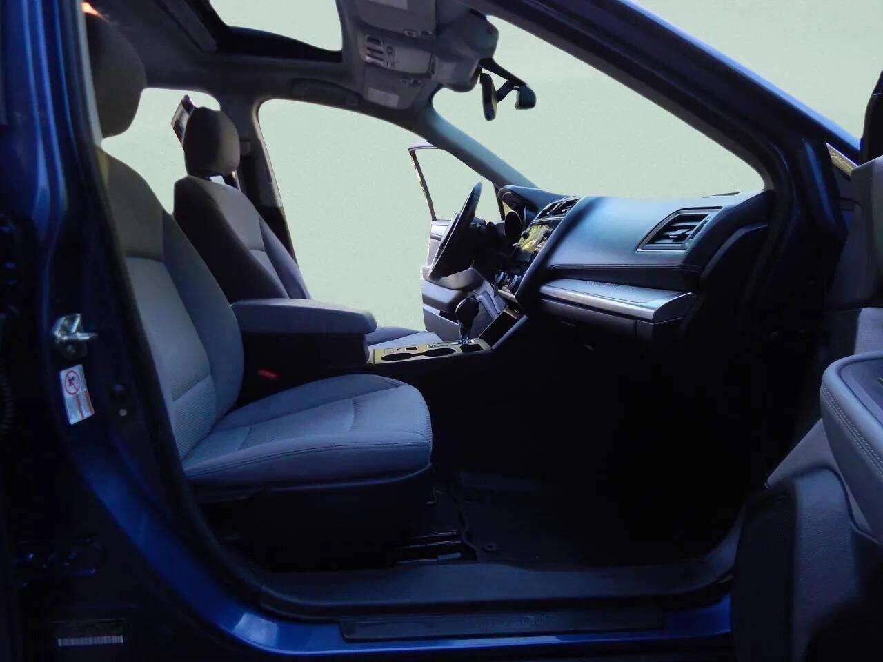 Used 2019 Subaru Outback 2.5i Premium image 47