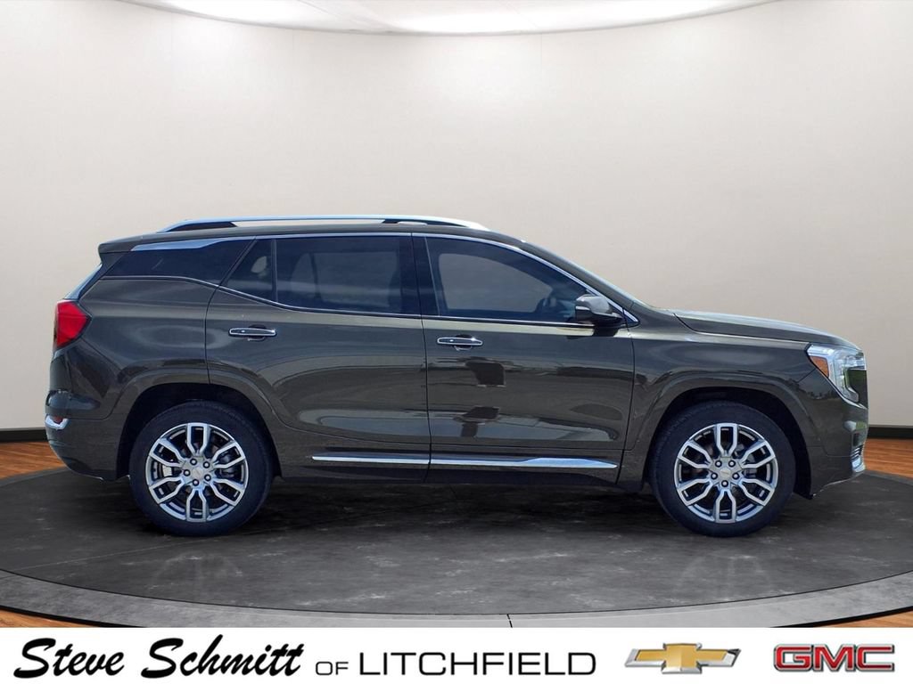 Certified 2023 GMC Terrain Denali w/ LPO, Floor Liner Package AWD/4WD image 18
