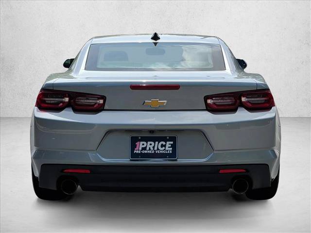 Used 2023 Chevrolet Camaro LT RWD image 6