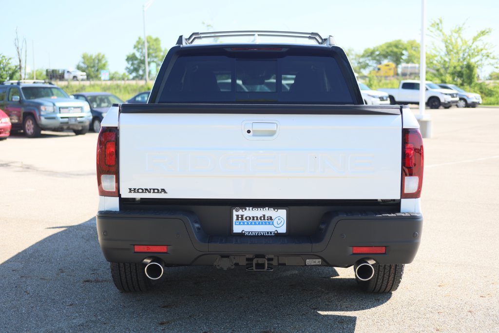 New 2026 Honda Ridgeline Black Edition image 5