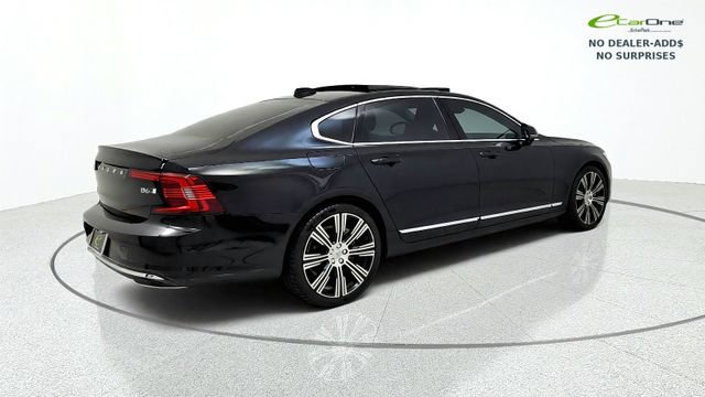 Used 2023 Volvo S90 B6 Plus AWD/4WD image 9