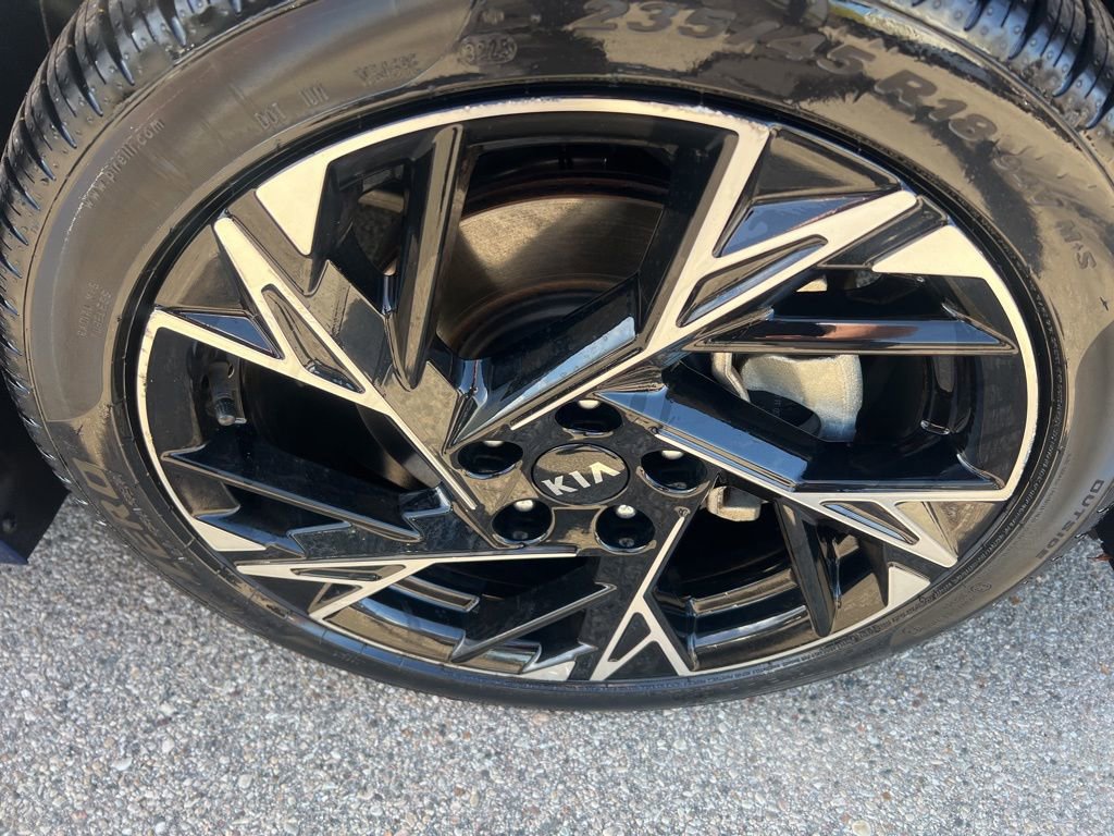 Used 2025 Kia K5 GT-Line image 36