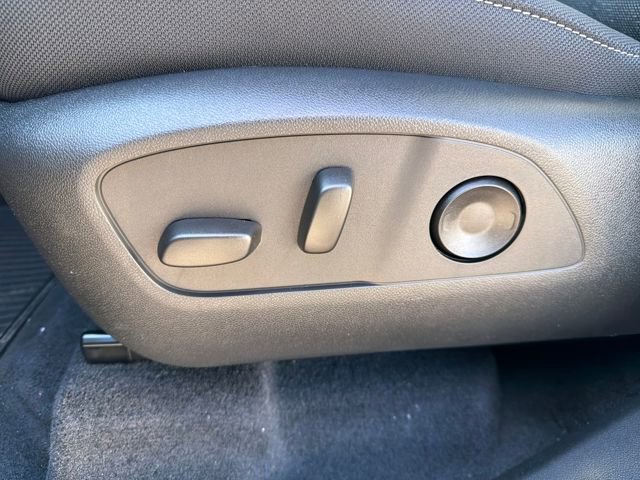 New 2026 Chevrolet Traverse LT w/ Driver Confidence Package image 23