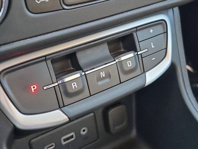 Used 2024 GMC Terrain SLE FWD image 12