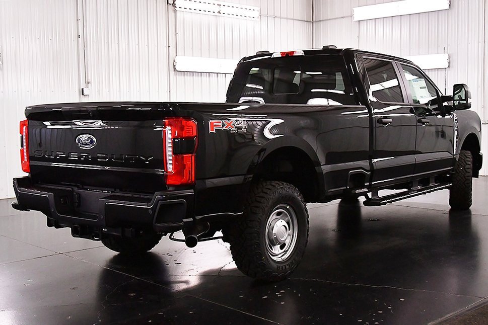 New 2026 Ford F350 XL image 7