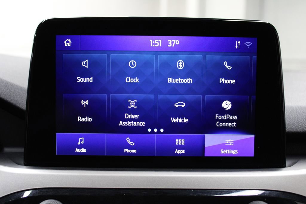 Used 2022 Ford Escape SE w/ Cold Weather Package image 17