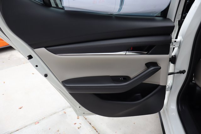 Used 2021 MAZDA MAZDA3 s image 25