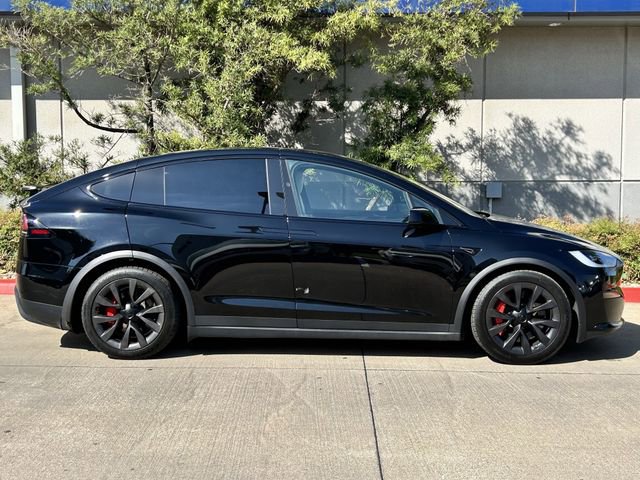 Used 2023 Tesla Model X Plaid image 3