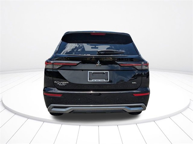 New 2025 Mitsubishi Outlander SEL image 4