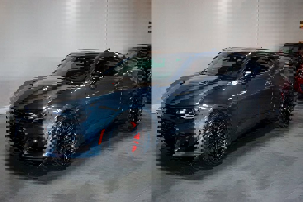 Used 2021 Chevrolet Camaro ZL1 image 5