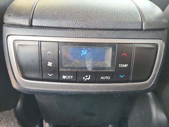 Used 2014 Toyota Highlander XLE AWD/4WD image 21