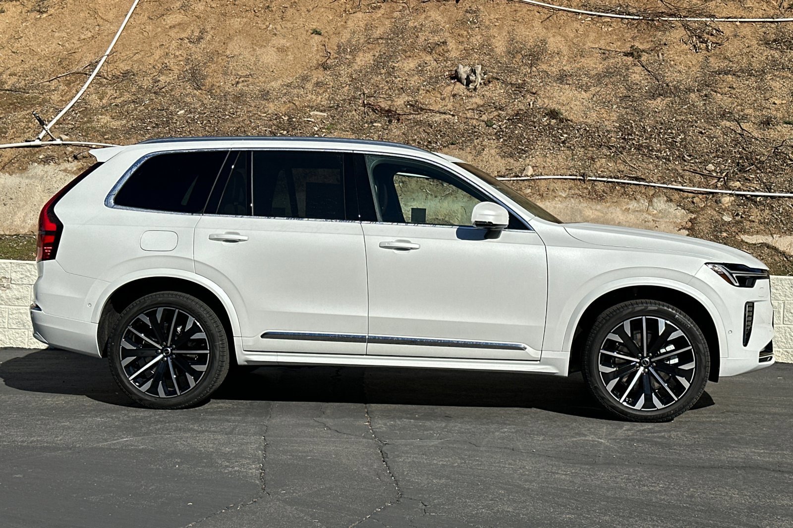 New 2026 Volvo XC90 B6 Plus image 4