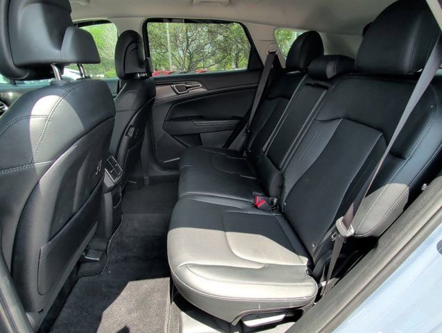 Used 2023 Kia Sportage EX FWD image 19