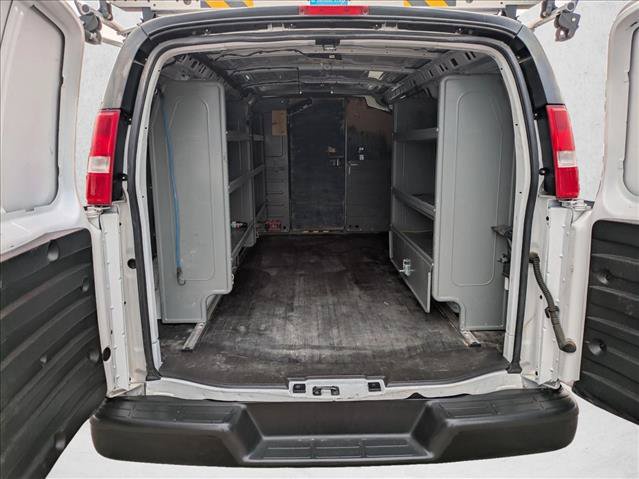 Used 2022 Chevrolet Express 2500 w/ Driver Convenience Package RWD image 6