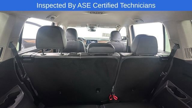 Used 2024 Volkswagen Atlas SE AWD/4WD image 19