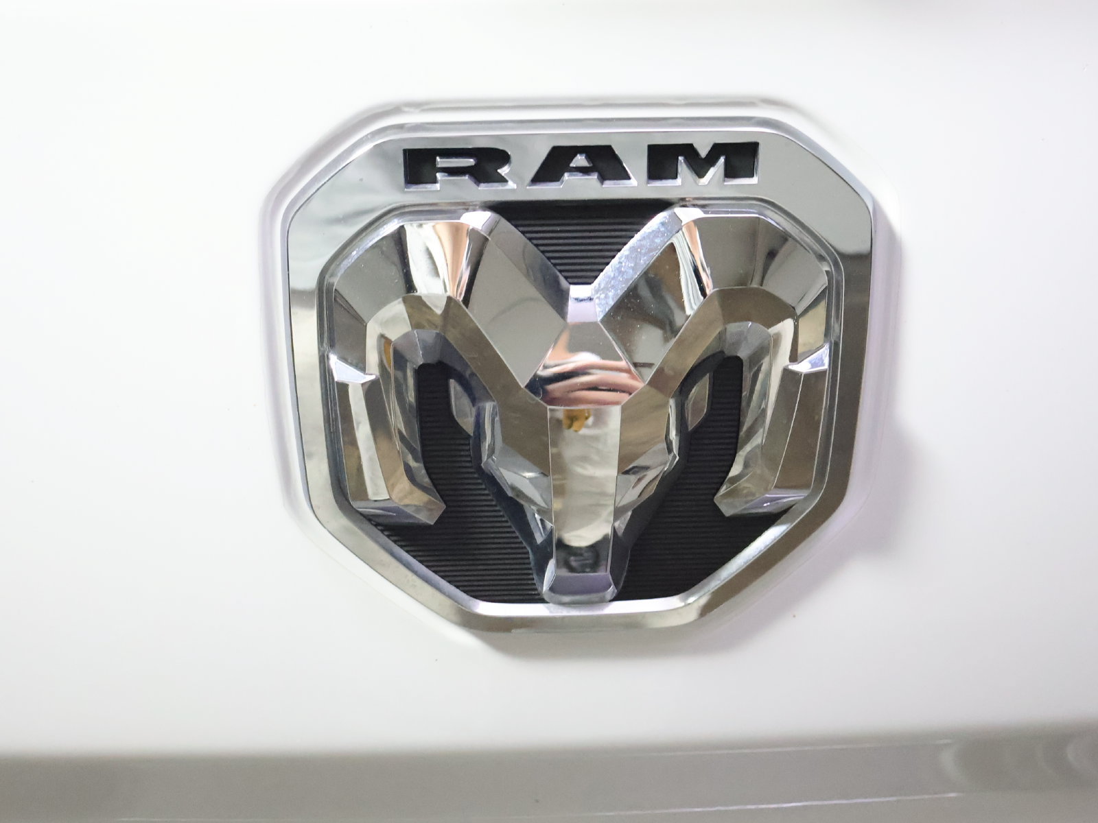 Used 2022 RAM 1500 Big Horn AWD/4WD image 9