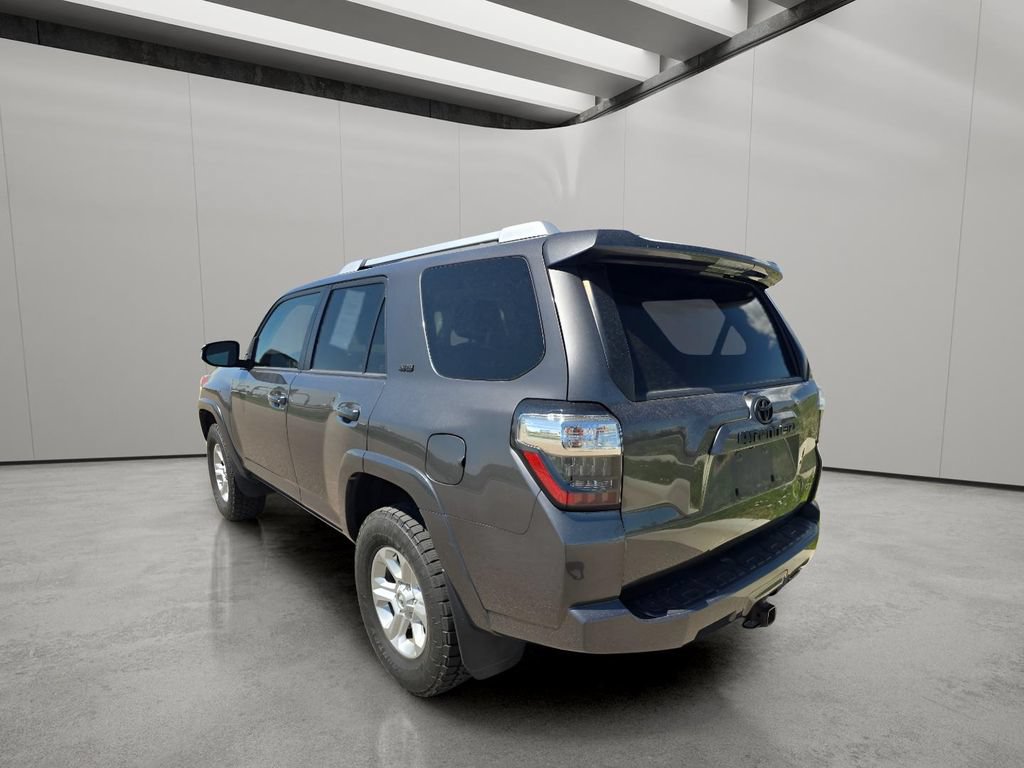 Used 2018 Toyota 4Runner SR5 Premium AWD/4WD image 3