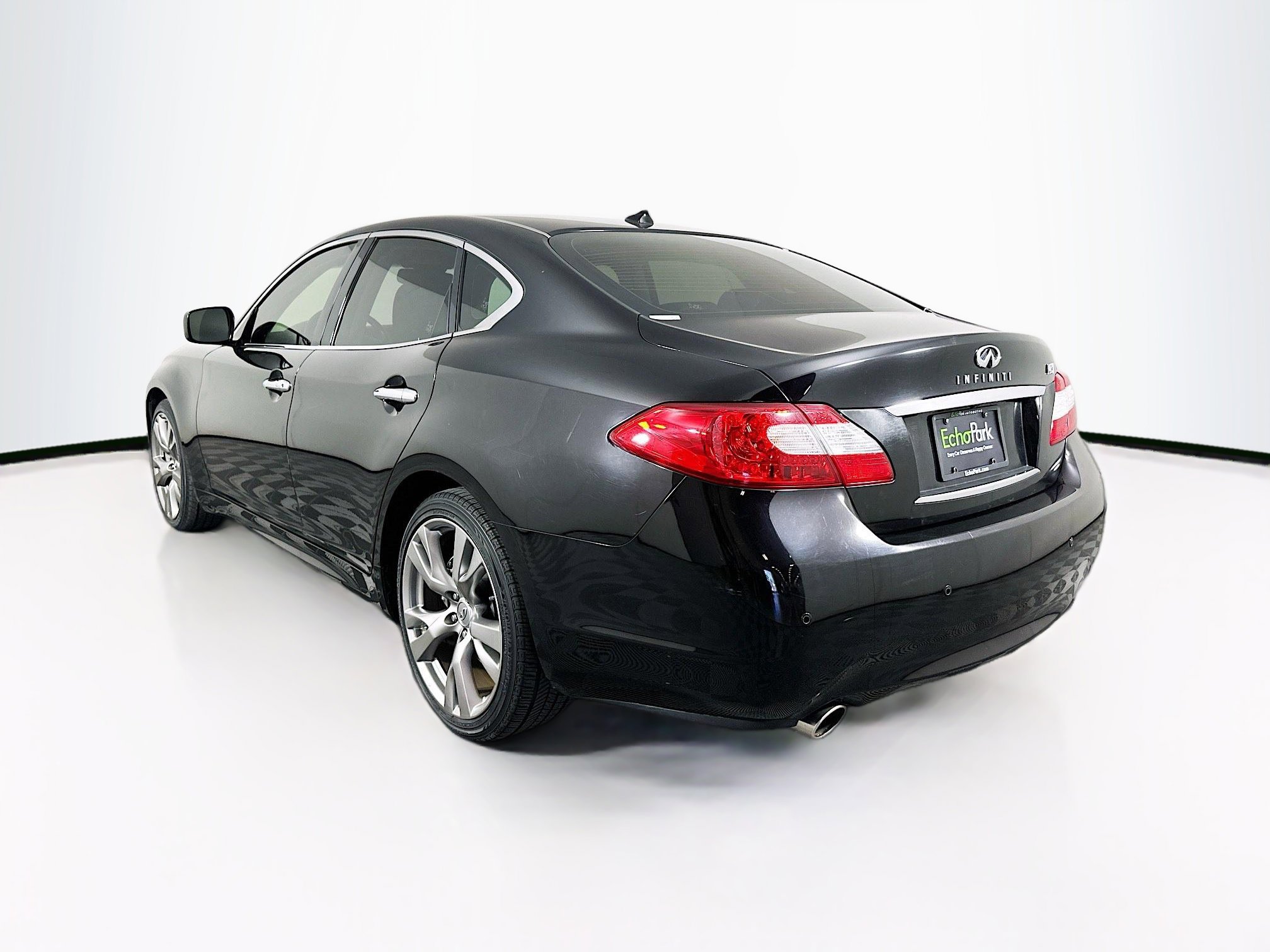 Used 2013 INFINITI M37 w/ Premium Pkg RWD image 5
