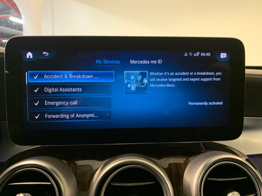 Used 2022 Mercedes-Benz GLC 300 4MATIC Coupe image 35